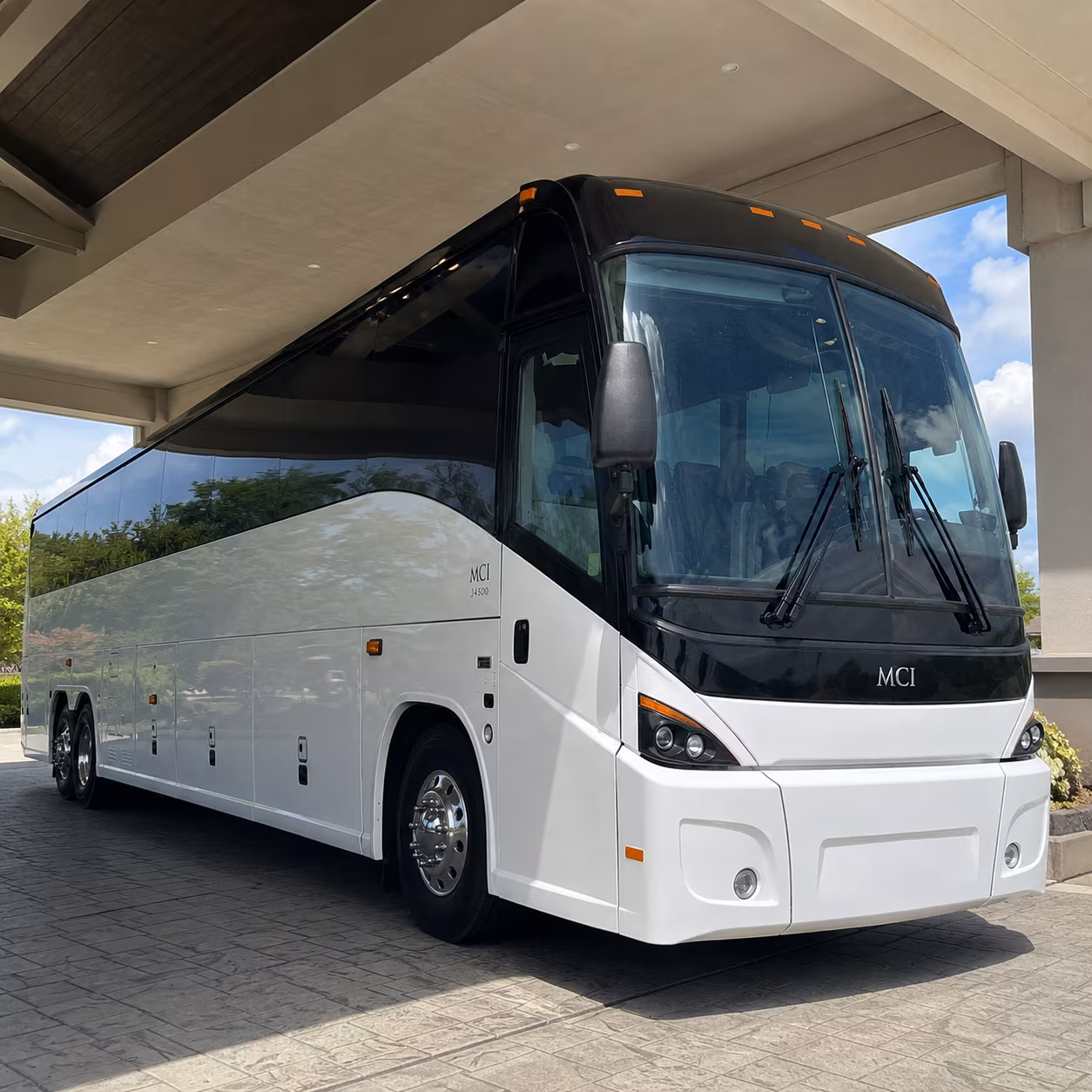 bus rental options for cleveland trips