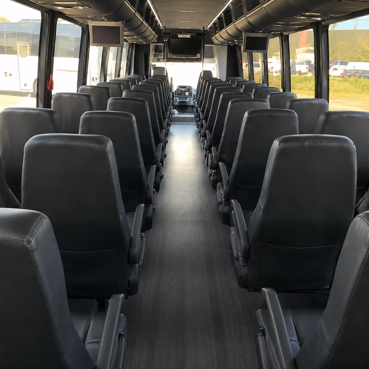 charter buses for large group wine tours from cleveland
