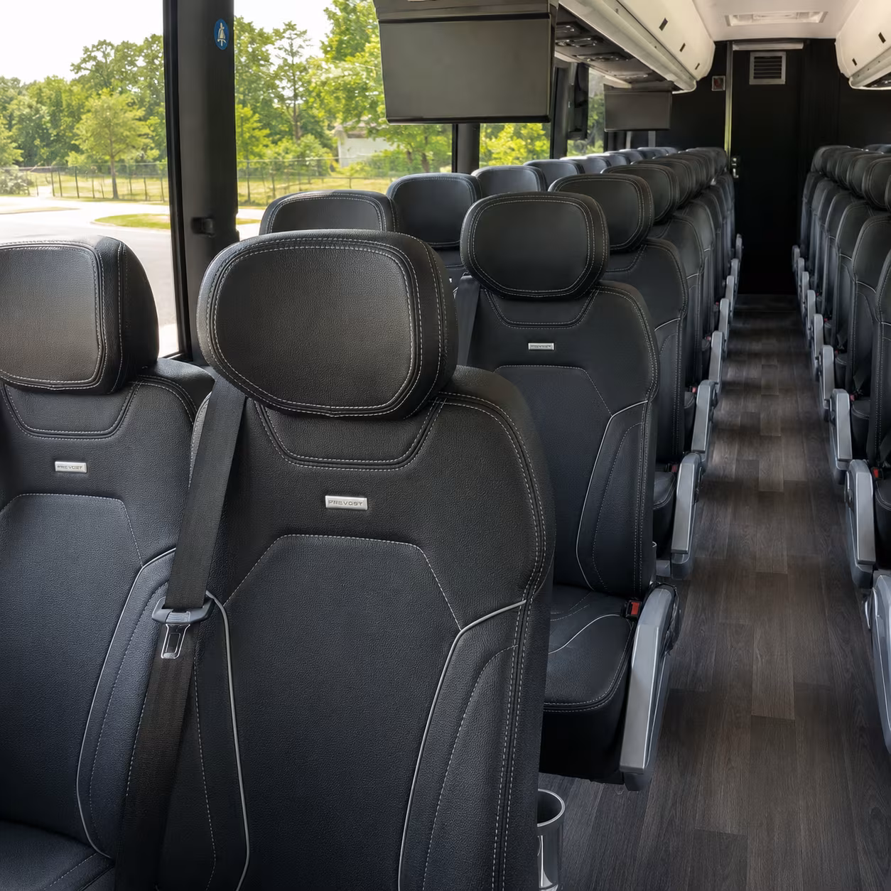 charter buses to browns games at huntington bank field