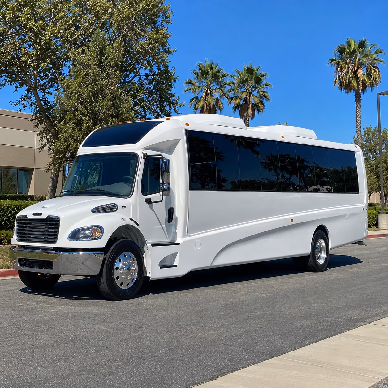 cleveland 15 passenger minibus