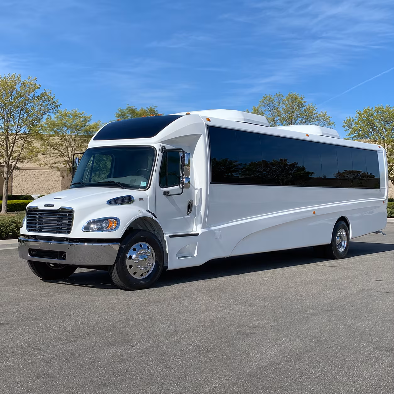 cleveland 28 passenger minibus