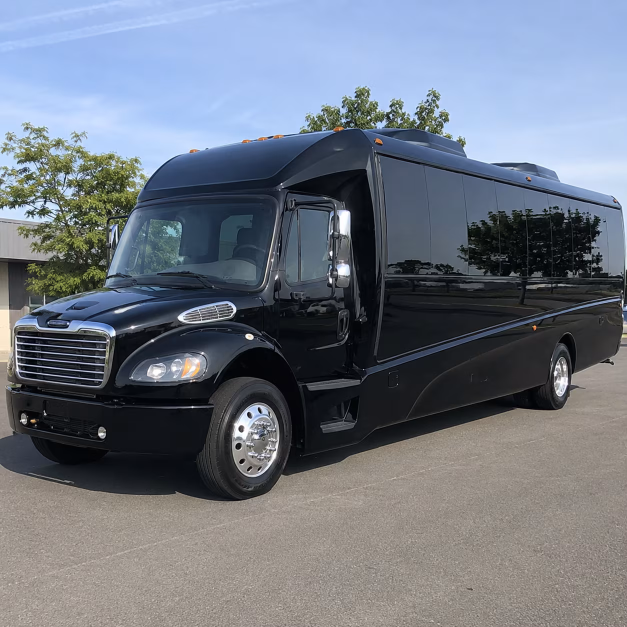 cleveland 35 passenger minibus