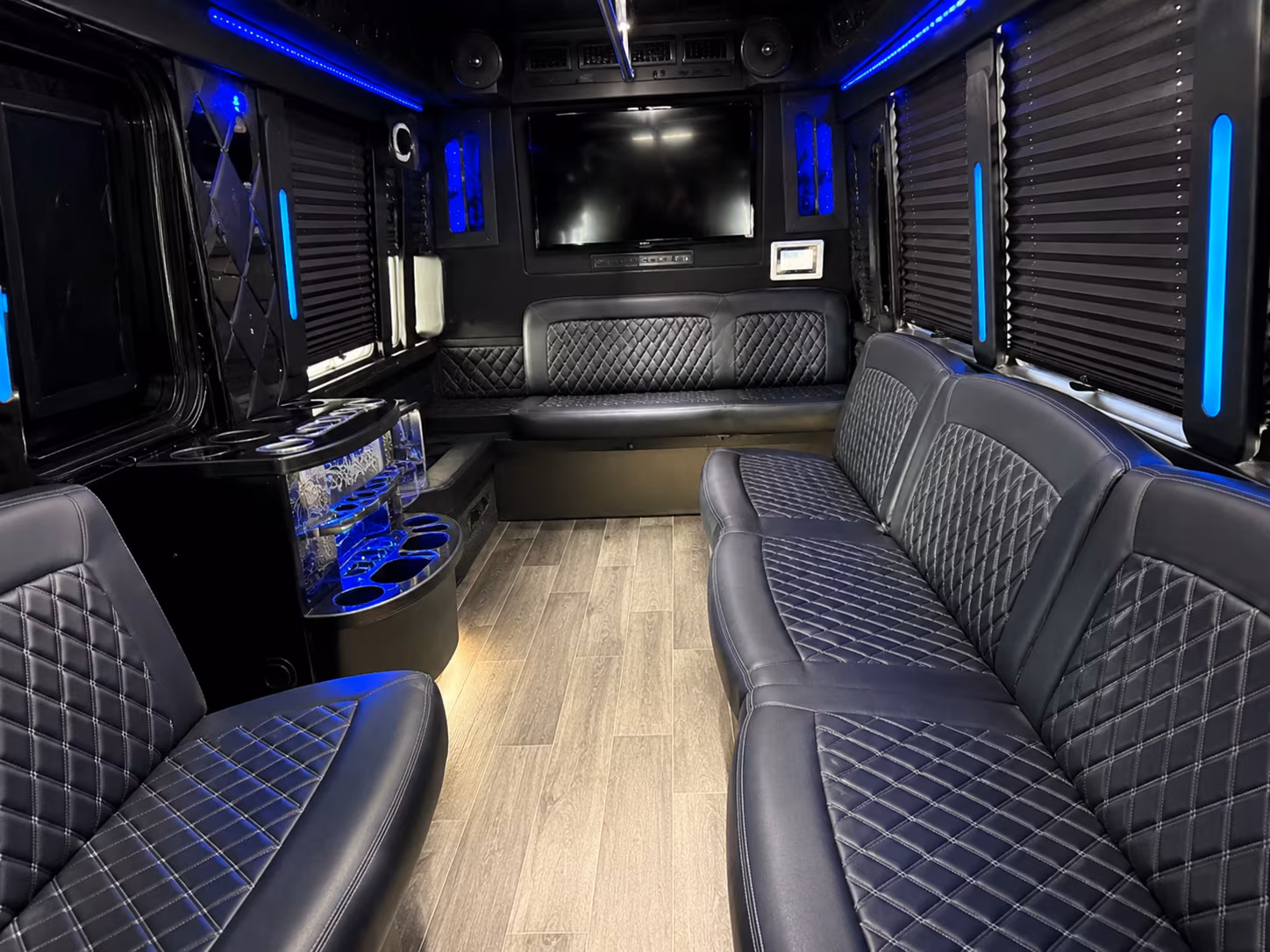 cleveland holiday party bus rental