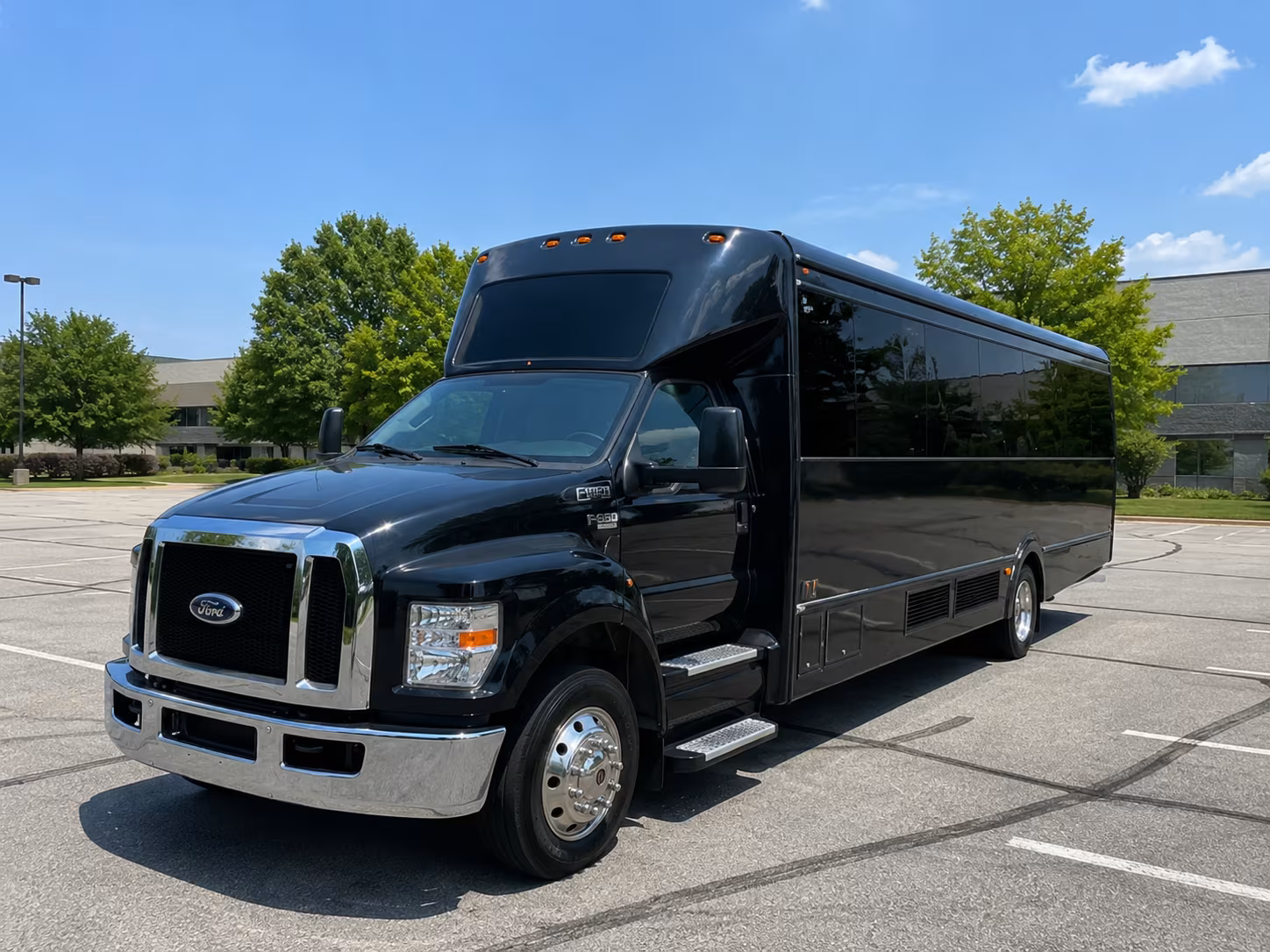 cleveland new years eve party bus rental