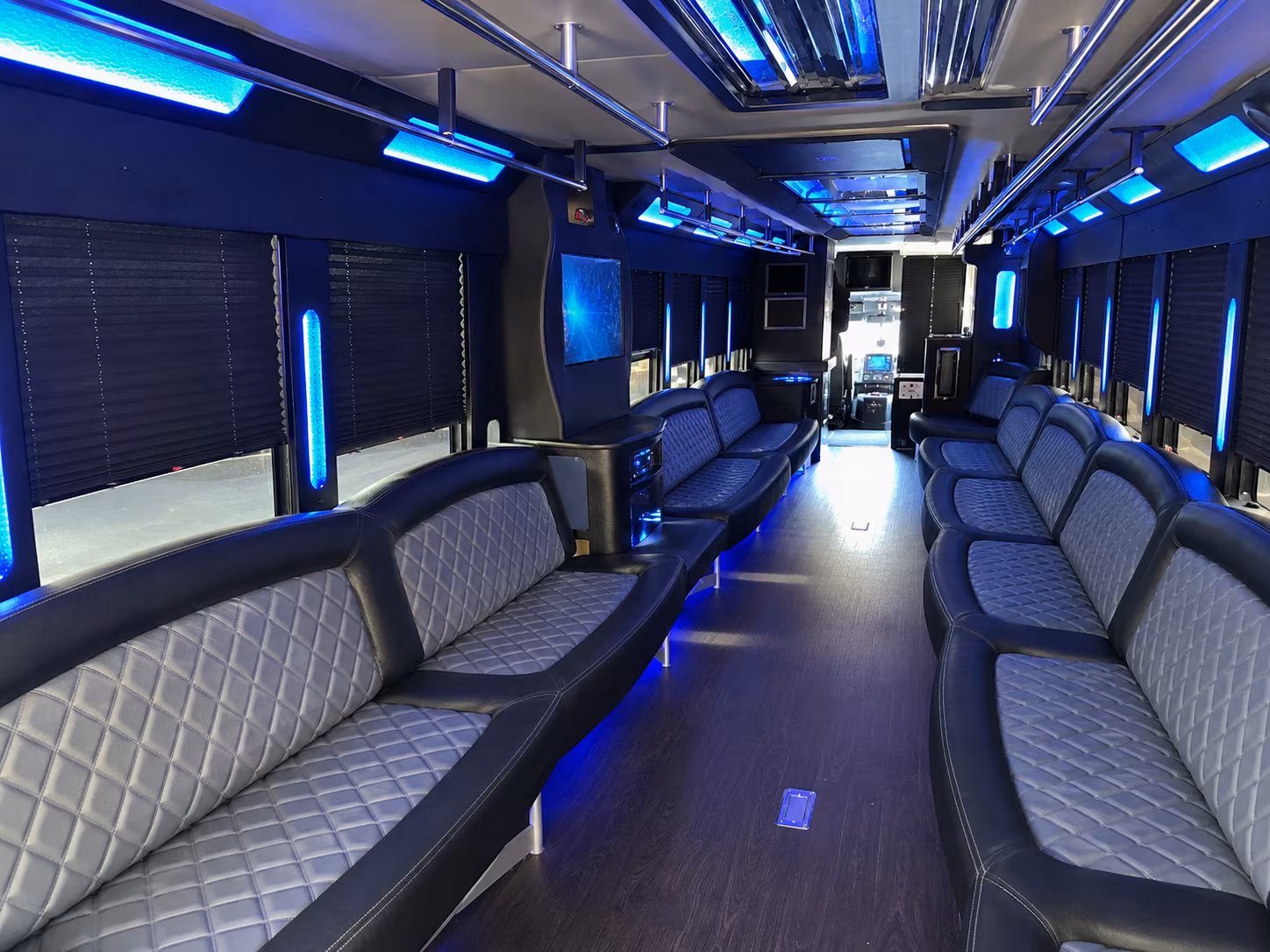 party bus transportation for cleveland area proms and